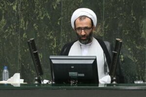 یک نماینده مجلس: شفاف بگویند چه کسانی فیلتر می‌کنند؟